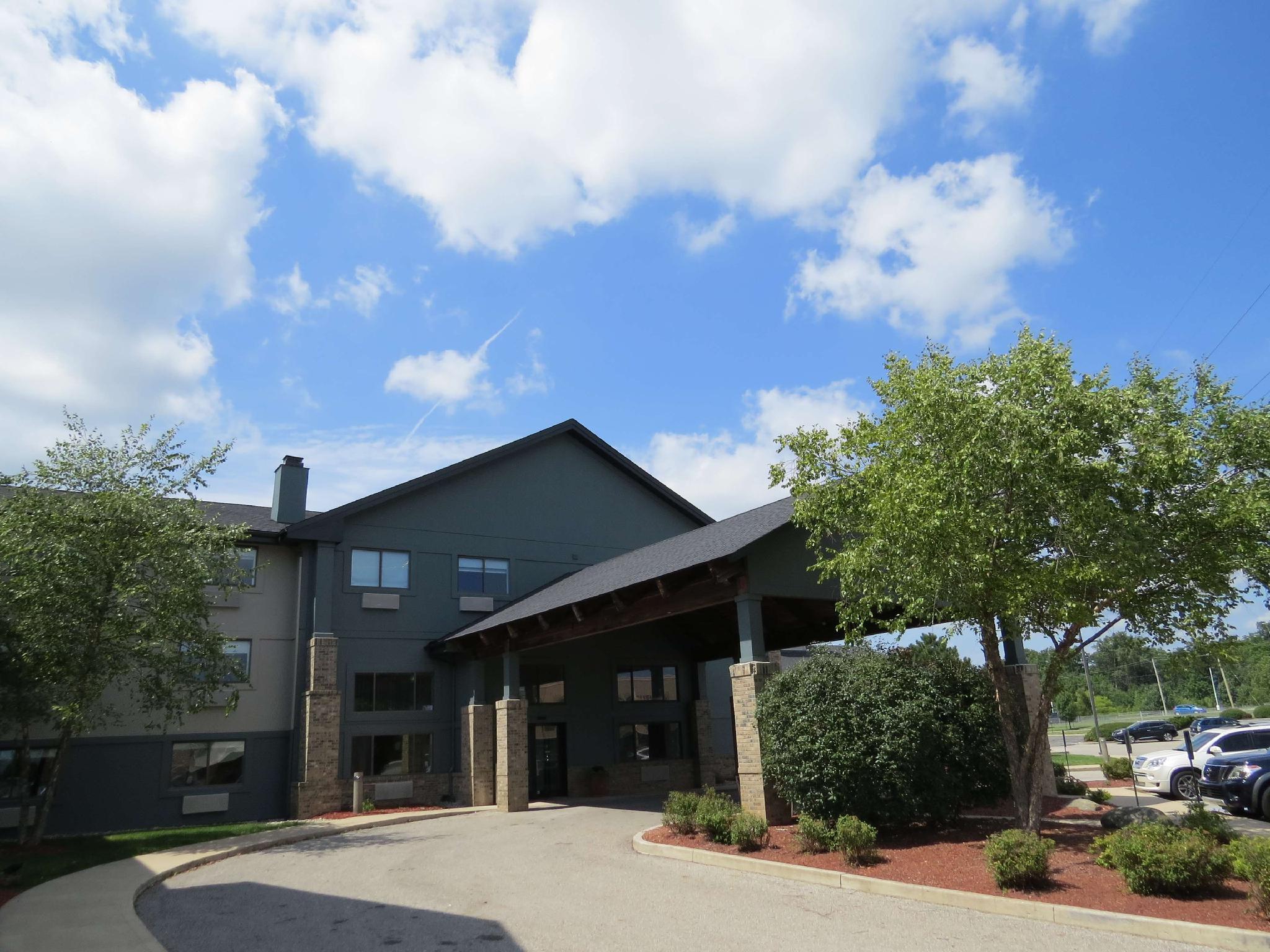 Best Western Fort Wayne I-69 North Hotel Exterior photo